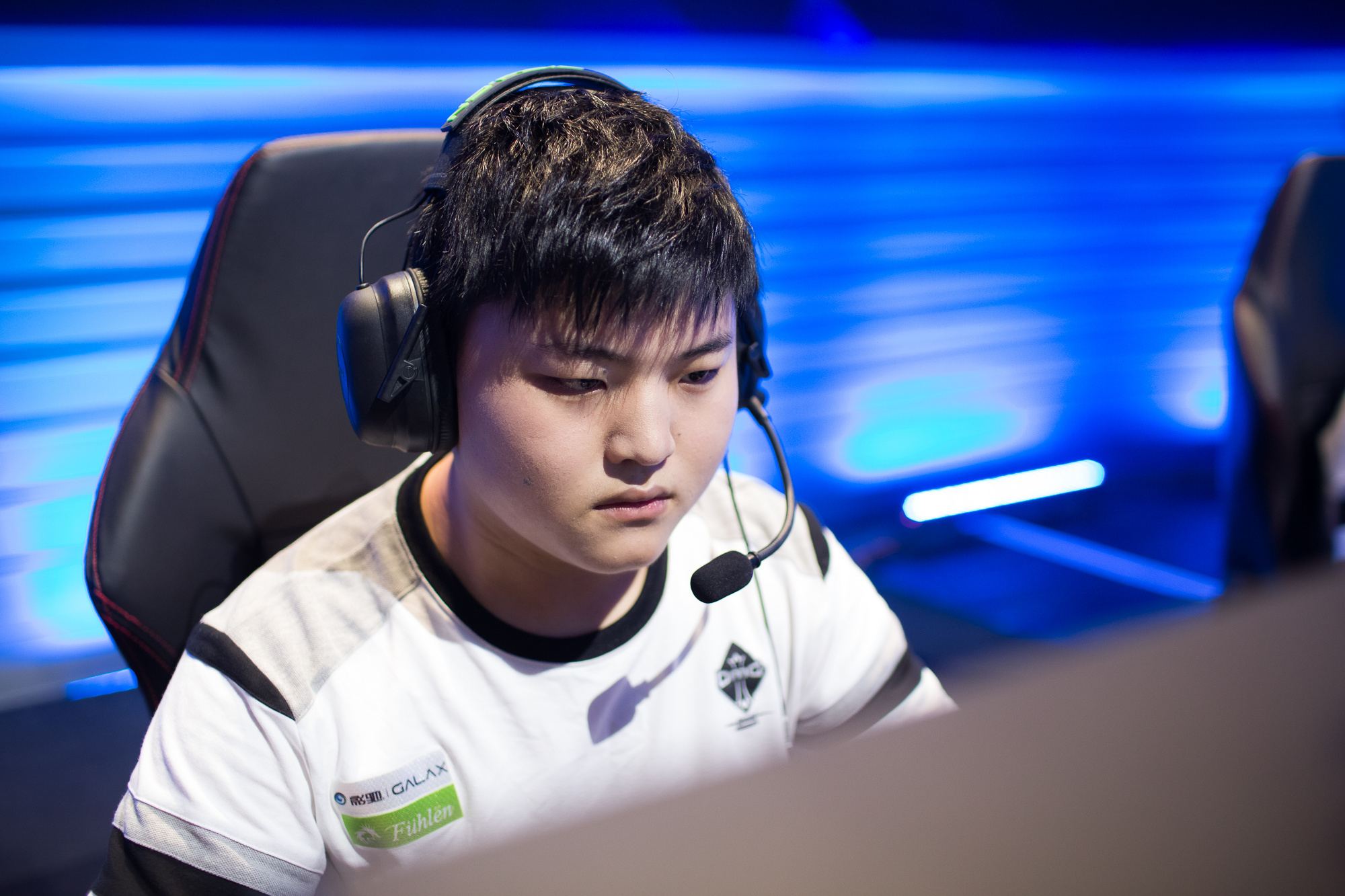 球员不断反 球员不断反