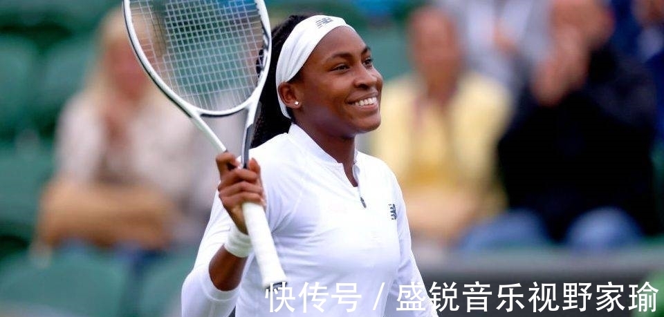 她都能从容 她都能从容