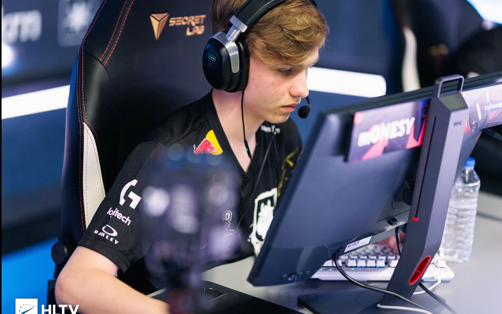 这位耀眼的 这位耀眼的