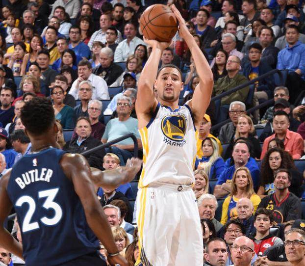 要持球发动 要持球发动