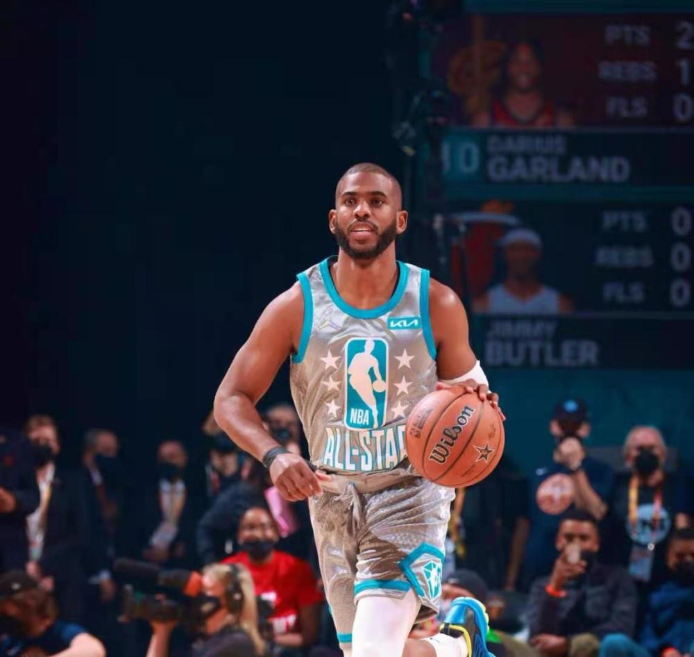 露了内线板 露了内线板