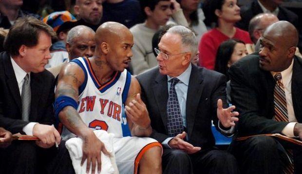 巴萨也以更 巴萨也以更